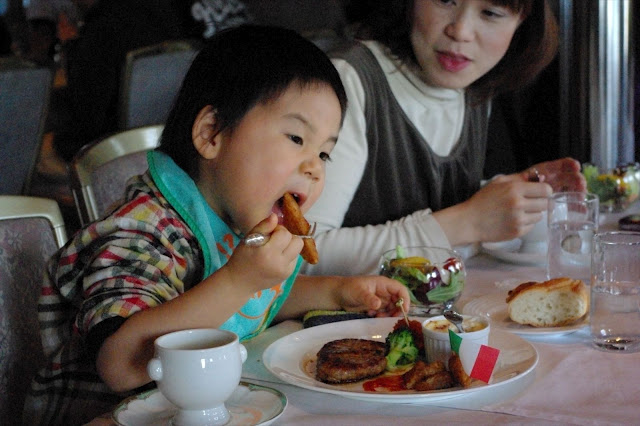 【ほぼ日嬉志屋】20110102：宮島ランチクルーズ&初詣