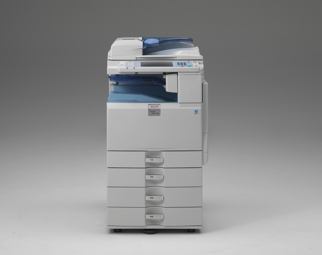 【複合機】RICOH imagio MP C2200 がつながらない