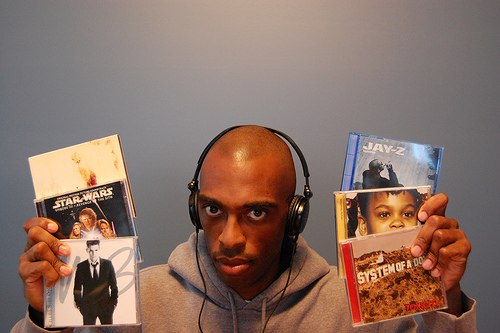 【Music】仕事中のBGMを極める6つの方法